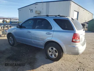 2005 Kia Sorento LX with VIN KNDJC733X55487373, listed as a Copart auction lot 42855055 with 154,080 mi miles and Clean Title. Bid and sale history available at carsss.com. Image 2.