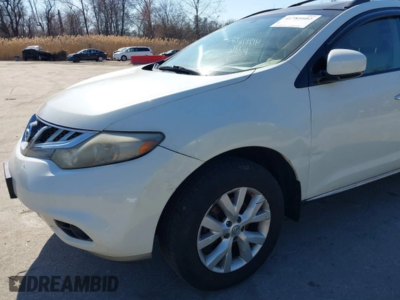 2011 Nissan Murano SV z VIN JN8AZ1MW1BW186845, wystawiony jako IAAI lot #41781602 z przebiegiem 200 547 mil mil oraz . Historia ofert i sprzedaży dostępna na DreamBid. Obrazek 6.