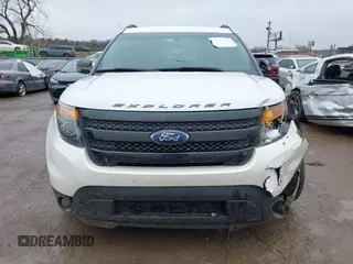 2014 Ford Explorer Sport z VIN 1FM5K8GT3EGB49107, wystawiony jako IAAI lot #41400418 z przebiegiem 150 755 mil mil oraz . Historia ofert i sprzedaży dostępna na DreamBid. Obrazek 12.