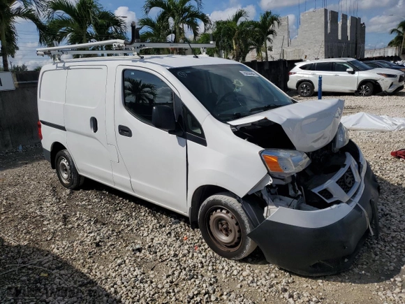 2015 Nissan NV200 SV with VIN 3N6CM0KN2FK718559, listed as a Copart auction lot 46196405 with 187641 miles and Clean Title. Bid and sale history available at carsss.com. Image 4.