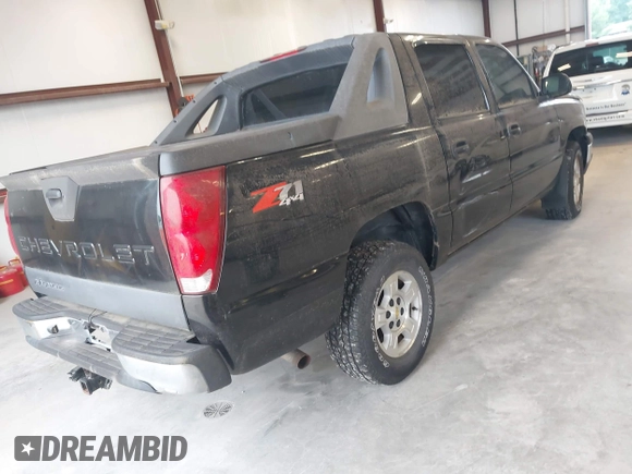 2004 Chevrolet Avalanche Z71 with VIN 3GNEK12T84G135720, listed as a IAAI auction lot 42435299 with 184,802 mi miles and . Bid and sale history available at DreamBid. Image 4.