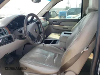 2007 Chevrolet Suburban LT with VIN 1GNFC16J27J172632, listed as a Copart auction lot 55998675 with Not provided miles and Salvage title. Bid and sale history available at DreamBid. Image 7.
