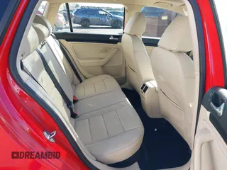2012 Volkswagen Jetta TDI w/Sunroof & Nav with VIN 3VWPL7AJ8CM670576, listed as a IAAI auction lot 41736004 with 117,652 mi miles and . Bid and sale history available at DreamBid. Image 8.