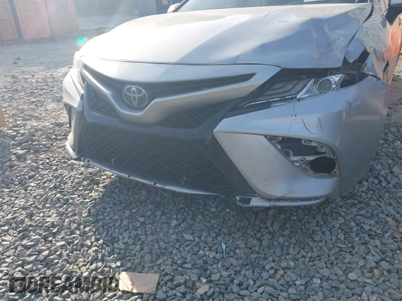 2019 Toyota Camry XSE with VIN 4T1B61HK5KU818351, listed as a IAAI auction lot 41909915 with 179,463 mi miles. Bid and sale history available at carsss.com. Image 17.