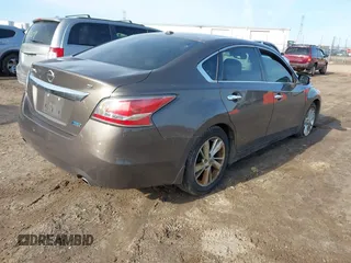 2014 Nissan Altima S with VIN 1N4AL3AP1EC201541, listed as a IAAI auction lot 41777111 with 180,021 mi miles and . Bid and sale history available at DreamBid. Image 4.