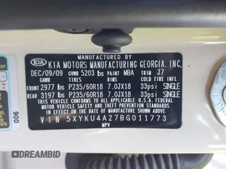 2011 Kia Sorento EX with VIN 5XYKU4A27BG011773, listed as a IAAI auction lot 42085204 with 292,692 mi miles. Bid and sale history available at carsss.com. Image 9.