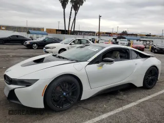 2016 BMW i8 z VIN WBY2Z2C55GV675128, wystawiony jako Copart lot #44595154 z przebiegiem 80 710 mil mil oraz . Historia ofert i sprzedaży dostępna na DreamBid. Obrazek 1.