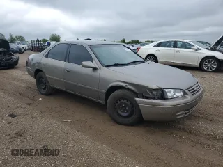2001 Toyota Camry CE z VIN 4T1BG22K01U057836, wystawiony jako Copart lot #57046325 z przebiegiem 151 882 mil mil oraz Szkoda całkowita • Salvage title. Historia ofert i sprzedaży dostępna na DreamBid. Obrazek 4.