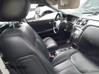 2008 Cadillac DTS 1SA z VIN 1G6KD57Y98U102801, wystawiony jako IAAI lot #42204185 z przebiegiem 152 990 mil mil oraz . Historia ofert i sprzedaży dostępna na DreamBid. Obrazek 5.