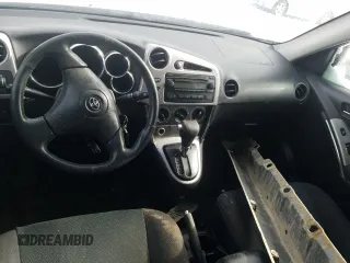 2006 Toyota Matrix STD z VIN 2T1KR32EX6C590103, wystawiony jako Copart lot #47093185 z przebiegiem Nie podano mil oraz Szkoda całkowita • Salvage title. Historia ofert i sprzedaży dostępna na DreamBid. Obrazek 8.