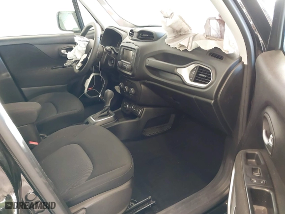 2019 Jeep Renegade Sport with VIN ZACNJBAB9KPJ95900, listed as a IAAI auction lot 41018209 with 70,511 mi miles. Bid and sale history available at carsss.com. Image 5.
