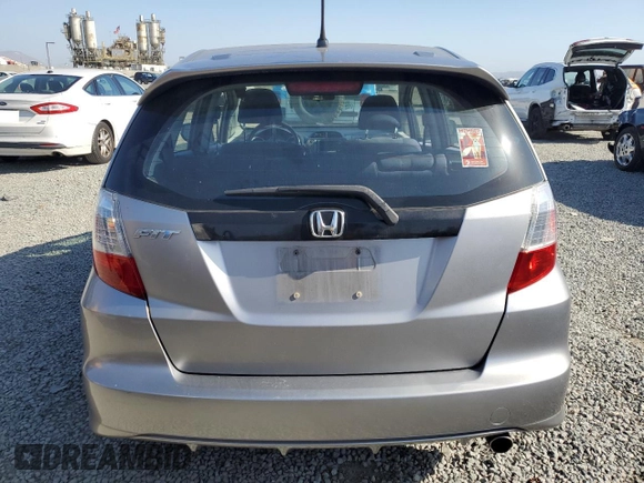 2009 Honda Fit Sport z VIN JHMGE88639S006463, wystawiony jako Copart lot #58559205 z przebiegiem 212 609 mil mil oraz Czysty tytuł • Clean title. Historia ofert i sprzedaży dostępna na DreamBid. Obrazek 6.