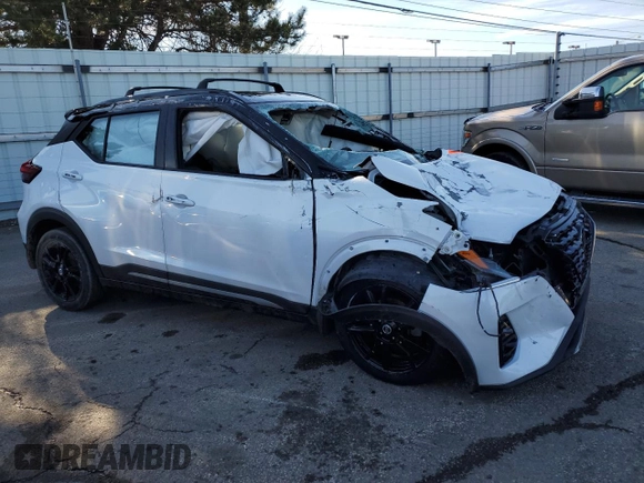 2021 Nissan Kicks SR with VIN 3N1CP5DV7ML499905, listed as a Copart auction lot 47287795 with 59,701 mi miles and Salvage Title. Bid and sale history available at carsss.com. Image 4.