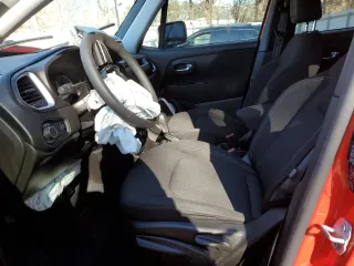 2021 Jeep Renegade Sport с VIN ZACNJDAB6MPM22488, выставлен на аукционе Copart как лот 88940895 с пробегом 49 619 миль миль и Списание • Salvage title. История ставок и продаж доступна на DreamBid. Изображение 7.