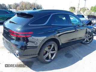2025 Genesis GV70 2.5T with VIN KMUMADTB8SU180047, listed as a IAAI auction lot 41926080 with 221 mi miles and . Bid and sale history available at DreamBid. Image 4.