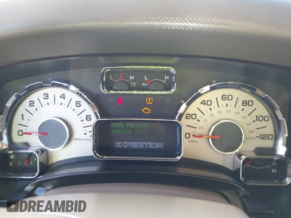 2011 Ford Expedition Max XLT with VIN 1FMJK1H53BEF08355, listed as a IAAI auction lot 42258283 with 193,455 mi miles and . Bid and sale history available at DreamBid. Image 7.