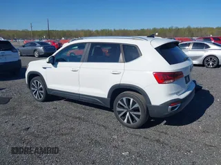 2022 Volkswagen Taos SE с VIN 3VVRX7B29NM069379, выставлен на аукционе IAAI как лот 42045400 с пробегом 45 788 миль миль и . История ставок и продаж доступна на DreamBid. Изображение 14.