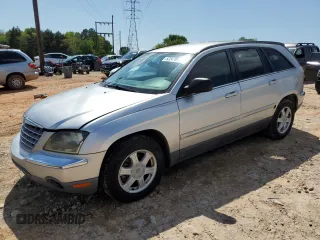 2006 Chrysler Pacifica Touring z VIN 2A4GF68496R757964, wystawiony jako Copart lot #52247615 z przebiegiem 107 155 mil mil oraz Tytuł czysty. Historia ofert i sprzedaży dostępna na DreamBid. Obrazek 1.