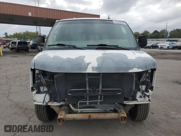 2012 Chevrolet Express Passenger 1LT z VIN 1GAZG1FA7C1125691, wystawiony jako Copart lot #72529024 z przebiegiem 256 684 mil mil oraz Szkoda całkowita • Salvage title. Historia ofert i sprzedaży dostępna na DreamBid. Obrazek 5.