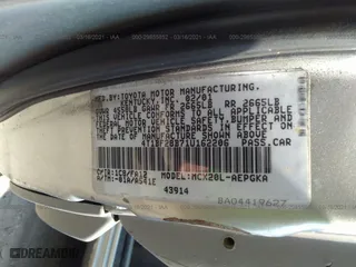 2001 Toyota Avalon XL w/Bucket Seats with VIN 4T1BF28B71U162206, listed as a IAAI auction lot 41673437 with 363,472 mi miles. Bid and sale history available at carsss.com. Image 9.