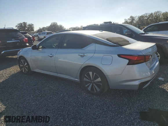 2020 Nissan Altima 2.5 SV with VIN 1N4BL4DV8LC123311, listed as a Copart auction lot 54605185 with 81,473 mi miles and Clean Title. Bid and sale history available at carsss.com. Image 2.
