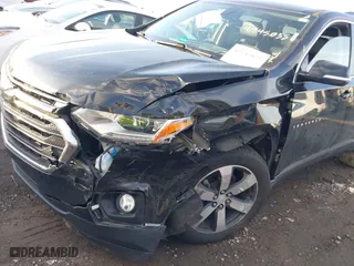 2019 Chevrolet Traverse LT Leather with VIN 1GNERHKW8KJ245855, listed as a IAAI auction lot 41545035 with 93,499 mi miles. Bid and sale history available at carsss.com. Image 6.