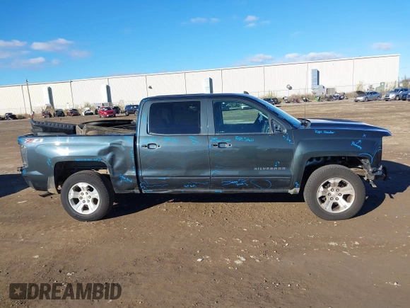 2018 Chevrolet Silverado 1500 LT with VIN 3GCUKRECXJG321396, listed as a IAAI auction lot 40851181 with 137,348 mi miles. Bid and sale history available at carsss.com. Image 13.