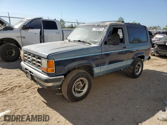 1990 Ford Bronco z VIN 1FMCU12T2LUA31399, wystawiony jako Copart lot #77099614 z przebiegiem 85 663 mil mil oraz Szkoda całkowita • Salvage title. Historia ofert i sprzedaży dostępna na DreamBid. Obrazek 1.