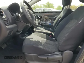 2018 Nissan Versa SV z VIN 3N1CN7AP2JL821482, wystawiony jako Copart lot #55452015 z przebiegiem 75 495 mil mil oraz Szkoda całkowita • Salvage title. Historia ofert i sprzedaży dostępna na DreamBid. Obrazek 7.