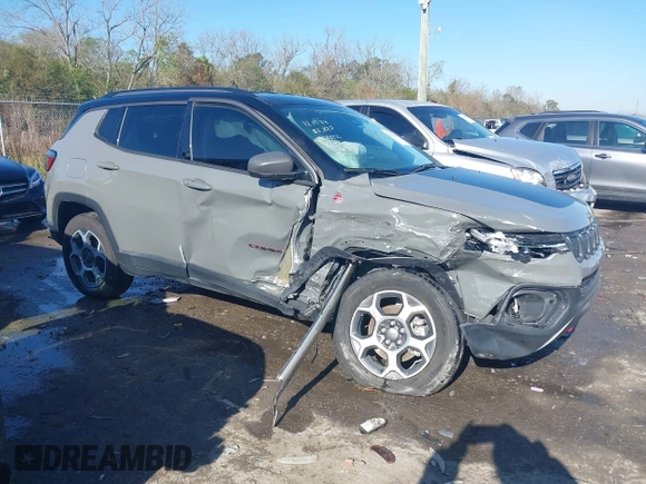 2022 Jeep Compass Trailhawk z VIN 3C4NJDDBXNT108822, wystawiony jako IAAI lot #41158116 z przebiegiem 41 368 mil mil oraz . Historia ofert i sprzedaży dostępna na DreamBid. Obrazek 6.