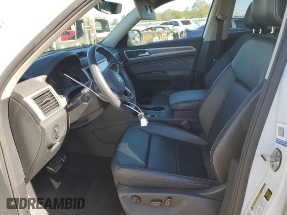2021 Volkswagen Atlas SE with VIN 1V2PR2CA3MC562630, listed as a Copart auction lot 36489233 with 41,996 mi miles and Salvage title. Bid and sale history available at DreamBid. Image 7.