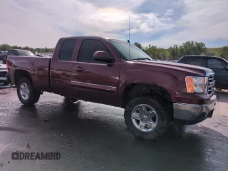 2013 GMC Sierra 1500 SLT z VIN 1GTR2WE70DZ280479, wystawiony jako Copart lot #58602555 z przebiegiem 140 849 mil mil oraz Szkoda całkowita • Salvage title. Historia ofert i sprzedaży dostępna na DreamBid. Obrazek 4.