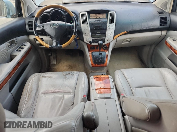2005 Lexus RX 330 z VIN 2T2HA31U85C074424, wystawiony jako Copart lot #63979695 z przebiegiem 201 519 mil mil oraz Czysty tytuł • Clean title. Historia ofert i sprzedaży dostępna na DreamBid. Obrazek 8.