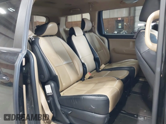 2016 Kia Sedona LX with VIN KNDMB5C10G6209405, listed as a IAAI auction lot 41849437 with 190,141 mi miles. Bid and sale history available at carsss.com. Image 8.