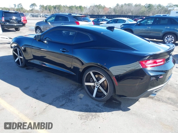 2018 Chevrolet Camaro 2SS with VIN 1G1FG1R70J0100573, listed as a IAAI auction lot 41708889 with 83,834 mi miles and . Bid and sale history available at DreamBid. Image 3.