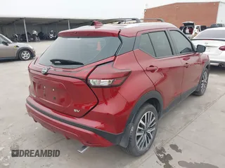 2024 Nissan Kicks SV with VIN 3N1CP5CV0RL517282, listed as a IAAI auction lot 41725085 with 4,932 mi miles. Bid and sale history available at carsss.com. Image 4.