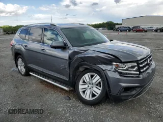 2018 Volkswagen Atlas SEL Premium z VIN 1V2NR2CA0JC537445, wystawiony jako Copart lot #52964215 z przebiegiem 167 988 mil mil oraz Szkoda całkowita • Salvage title. Historia ofert i sprzedaży dostępna na DreamBid. Obrazek 4.