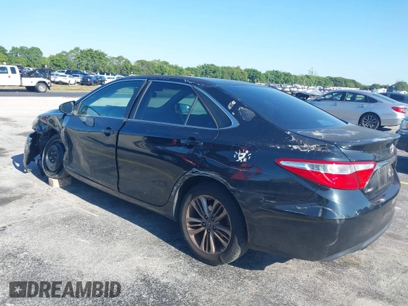 2015 Toyota Camry XLE with VIN 4T1BF1FK6FU986878, listed as a IAAI auction lot 42043397 with 119,349 mi miles. Bid and sale history available at carsss.com. Image 3.
