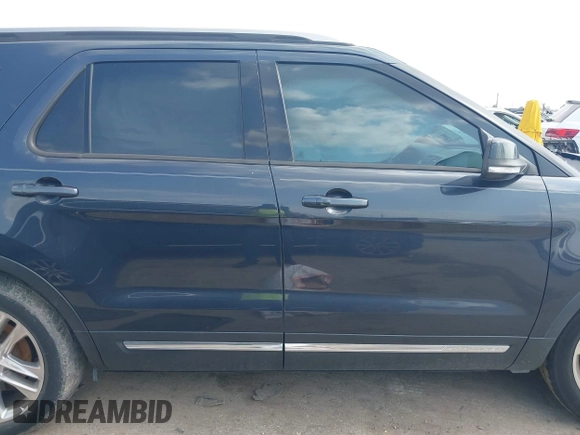 2017 Ford Explorer XLT with VIN 1FM5K7D87HGB52364, listed as a IAAI auction lot 42120368 with 67,825 mi miles and . Bid and sale history available at DreamBid. Image 12.
