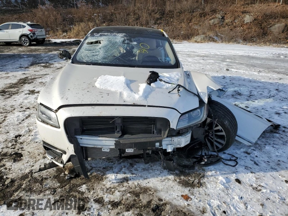 2018 Lincoln Continental Reserve with VIN 1LN6L9NP6J5601621, listed as a Copart auction lot 86603084 with Not provided miles and Salvage title. Bid and sale history available at DreamBid. Image 5.