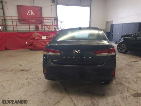 2019 Hyundai Sonata Sport with VIN 5NPE34AF4KH789783, listed as a IAAI auction lot 41082804 with 92,877 mi miles. Bid and sale history available at carsss.com. Image 16.