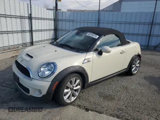 2013 MINI Roadster S with VIN WMWSY3C5XDT594642, listed as a Copart auction lot 88285875 with 29,101 mi miles and Salvage Title. Bid and sale history available at DreamBid. Image 1.