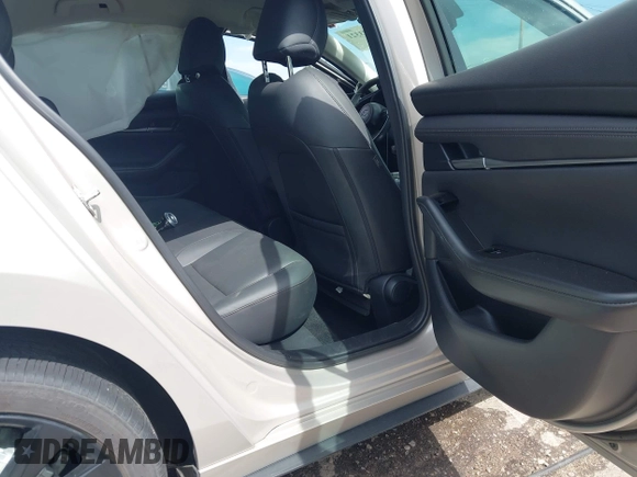 2024 Mazda 3 S Select Sport with VIN 3MZBPABMXRM427929, listed as a IAAI auction lot 42593321 with 20,378 mi miles and . Bid and sale history available at DreamBid. Image 8.