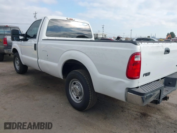 2015 Ford Super Duty F-250 SRW XL with VIN 1FTBF2A68FEC88285, listed as a IAAI auction lot 41449628 with 109,242 mi miles. Bid and sale history available at carsss.com. Image 3.