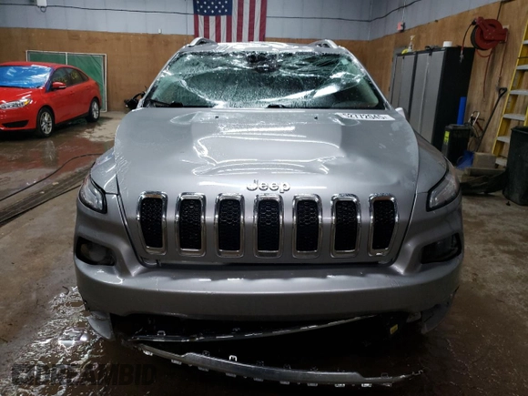 2015 Jeep Cherokee Limited with VIN 1C4PJMDS2FW688667, listed as a Copart auction lot 52772045 with 115,907 mi miles and Clean Title. Bid and sale history available at carsss.com. Image 5.