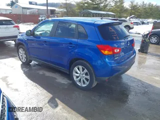 2015 Mitsubishi Outlander ES z VIN 4A4AR3AU0FE008844, wystawiony jako IAAI lot #41531750 z przebiegiem 51 185 mil mil oraz . Historia ofert i sprzedaży dostępna na DreamBid. Obrazek 3.