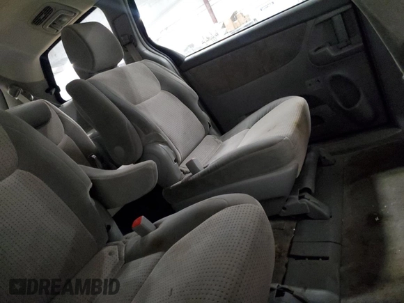 2010 Toyota Sienna CE with VIN 5TDKK4CC6AS325430, listed as a Copart auction lot 41908895 with 180,617 mi miles and Non Repairable. Bid and sale history available at DreamBid. Image 11.