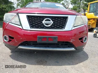 2014 Nissan Pathfinder S z VIN 5N1AR2MM6EC699851, wystawiony jako IAAI lot #42560019 z przebiegiem 186 627 mil mil oraz . Historia ofert i sprzedaży dostępna na DreamBid. Obrazek 6.
