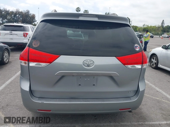 2011 Toyota Sienna LE AAS with VIN 5TDKK3DC0BS119045, listed as a IAAI auction lot 42184748 with 196,607 mi miles. Bid and sale history available at carsss.com. Image 16.