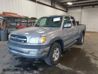 2000 Toyota Tundra SR5 with VIN 5TBBT4410YS040624, listed as a IAAI auction lot 41754230 with 225,472 mi miles. Bid and sale history available at carsss.com. Image 18.